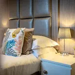 31 Cocoa Suites